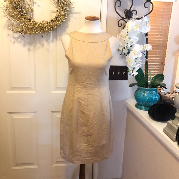 Muse Brand Textured Zip Up Khaki Sheath Dress - Picture 4 of 7